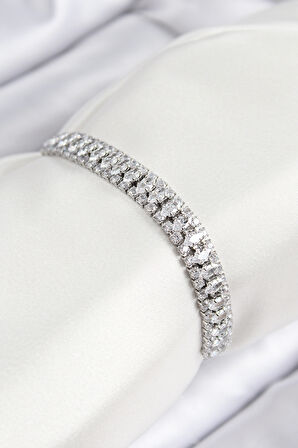 Pirinç Zirkon Taşlı Tennıs Model Gümüş Renk Asansörlü Kadın Bileklik