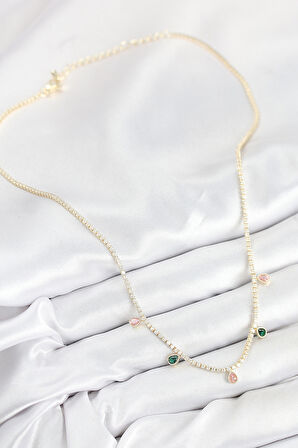 Pirinç Zirkon Taşlı Su Yolu Damla Model Gold Renk Kadın Kolye