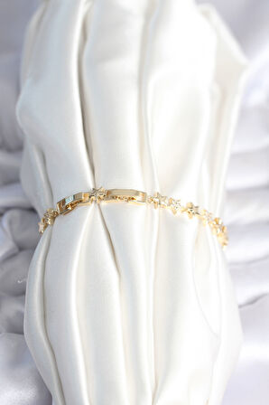 Pirinç Gold Renk Yıldız Model Kadın Bileklik