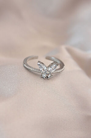  Ayarlamalı Gümüş Renk Metal Zirkon Taş ve Kristal Taşlı Kelebek Model Yüzük