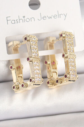  Pirinç Gold Renk Kare Zirkon Taşlı Kadın Küpe