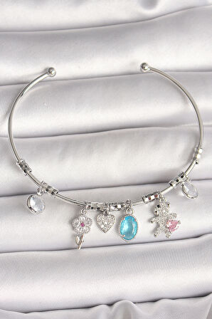  Pirinç Gümüş Renk Sallantı Zirkon Taşlı Ayıcık Figür Çiçek Detay Charm Kadın Bileklik