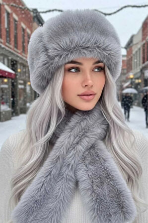 Tezzgelsin Kadın Kışlık Vegan Kürk Peluş Kalpak Şapka ve Atkı Seti