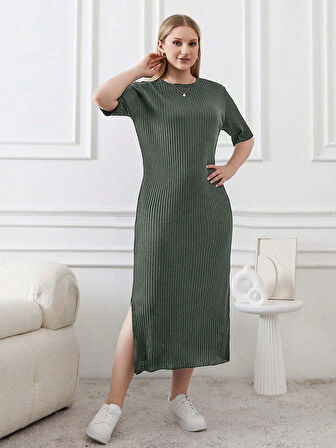 Kadın Büyük Beden Kısa Kollu Yırtmaç Detaylı Kaşkorse Elbise