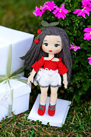 Amigurumi Kiraz Bebek Örme Oyuncak