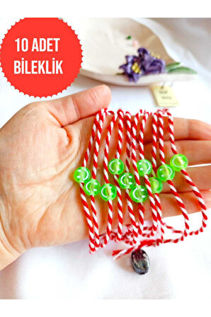 10 ADET YEŞİL BONCUKLU MARTENİÇKA BİLEKLİK ŞANS ARKADAŞ SEVGİLİ EŞ ÇOCUK HEDİYE BAHAR BİLEKLİĞİ