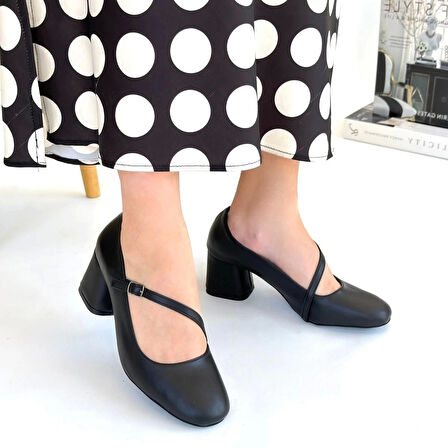 Kier Siyah Cilt Topuklu Ayakkabı