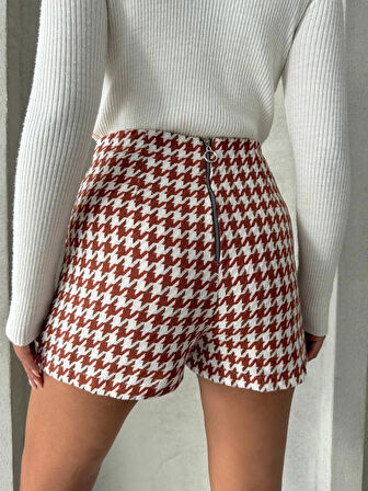 İki düğmeli kaz ayağı desen ch kumaş şort etek bordobeyaz h26414