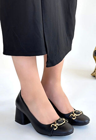 Lucky Siyah Cilt Topuklu Ayakkabı