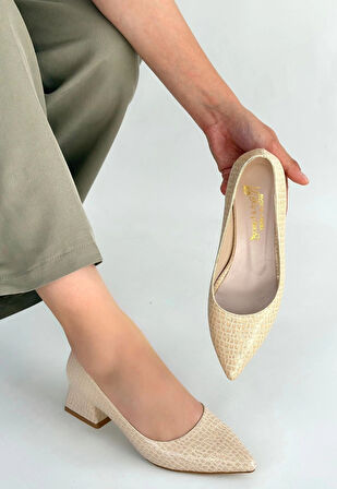 Meort Bej Rugan Topuklu Ayakkabı