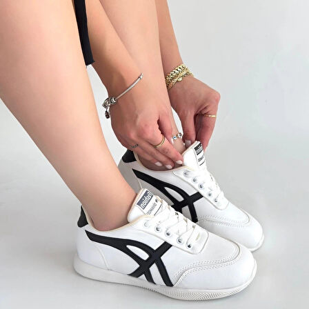 Zlay Beyza Cilt Siyah Detaylı Bağcıklı Spor Ayakkabı