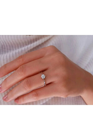 Pırlanta Papatya Yüzük