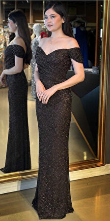 Kahverengi Madonna Yaka Düz Kesim Pullu Boncuklu Uzun Abiye Elbise 11023