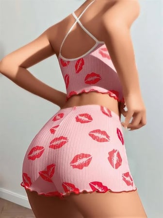 Pamuklu Kiss Öpücük Desen Pembe Şortlu Pijama Takımı