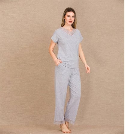 Viskon Şık Tasarım Dantel İşlemeli Gri Kısa Kol Pijama Takımı