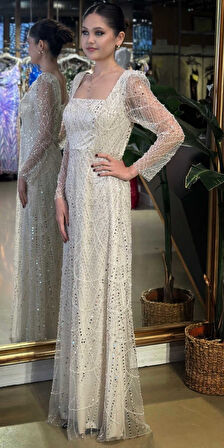 Bej Kare Yaka Uzun Kollu Kloş Etekli Pullu Boncuklu Uzun Abiye Elbise 11047-02