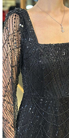 Siyah Kare Yaka Uzun Kollu Kloş Etekli Pullu Boncuklu Uzun Abiye Elbise 11047-05