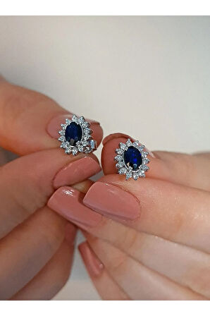 Pırlanta ve Oval Safir Taşlı Anturaj Küpe
