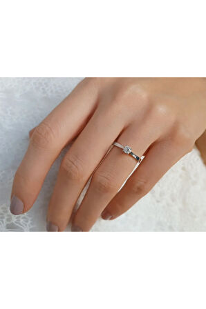 0,23 Karat Pırlanta Tektaş Yüzük