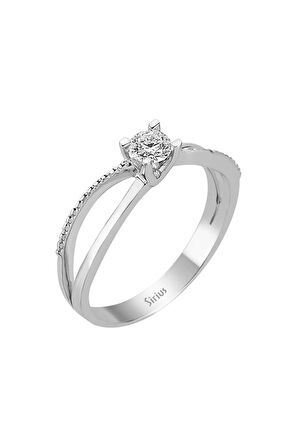 E Renk 0,26 Karat Pırlanta Tektaş Yüzük