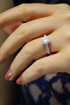 F Renk 0,43 Karat Baget Pırlanta Yüzük