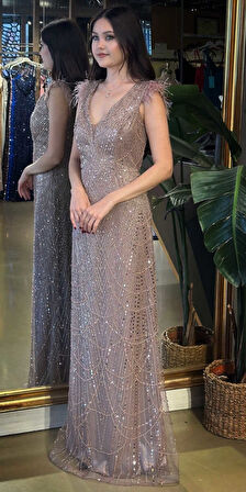 Bakır V Yaka Kalın Askı Tuy Detaylı Düz Kesim  Pullu Boncuklu Uzun Abiye Elbise 11052-04