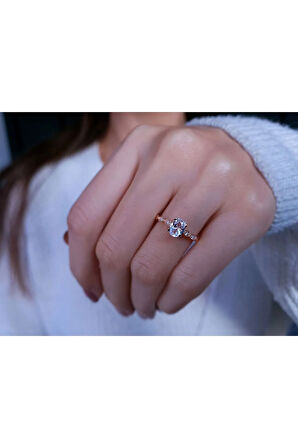 Pırlanta Ve Beyaz Safir Taşlı Diana Yüzük