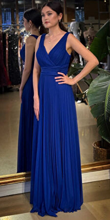 Saks V Yaka Kalın Askı Kloş Etekli  Şifon Uzun Abiye Elbise 11098-06