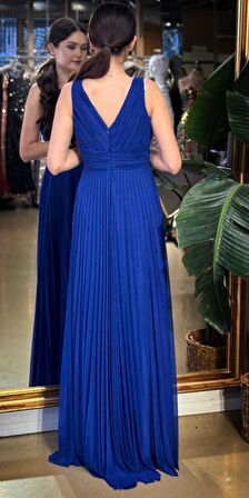 Saks V Yaka Kalın Askı Kloş Etekli  Şifon Uzun Abiye Elbise 11098-06