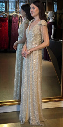 Bej V Yaka Boncuk İşlemeli Yırtmaçlı Düz Kesim Pul Payet Uzun Abiye Elbise 11107