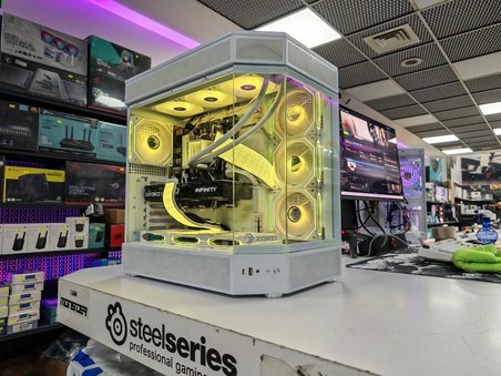 AMD RYZEN 7 7800X3D + B650 + 32GB DDR5 +1TB M2 + RTX 5070 - GND