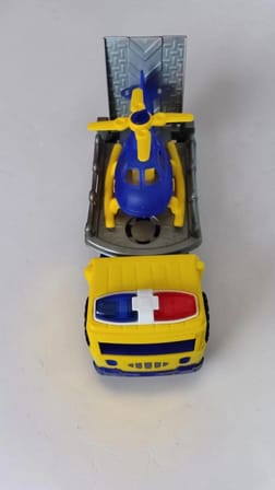 Helikopter Taşıyıcı Kamyon Çekici boyut: 26 cm