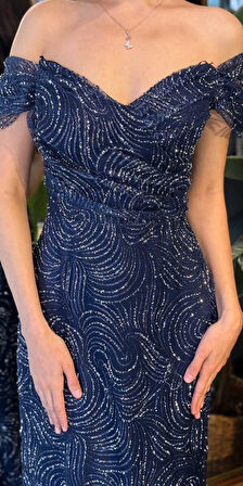 Lacivert Madonna Yaka Sırt Dekolteli  Düz Kesim Simli Uzun Abiye Elbise 11113-04