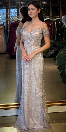 Bej Madonna Yaka Sırt Dekolteli  Düz Kesim Simli Uzun Abiye Elbise 11113-06