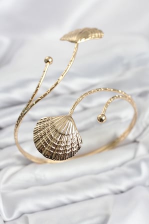 Pazu Bileklik Gold Renk Pirinç Deniz Kabuğu Model
