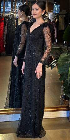 Siyah V Yaka Uzun Kollu Tuy Detaylı Düz Kesim Pullu Boncuklu Uzun Abiye Elbise 11114-01