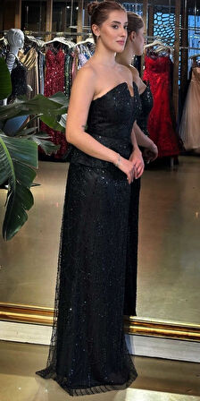 Siyah Straplez Yaka Sırt Dekolteli  Düz Kesim Pullu Boncuklu Uzun Abiye Elbise 11116-02