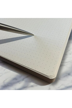 Özel Tasarım Kraft Kapaklı A5 Enzo Noktalı Defter - 180 Derece Açılabilir