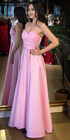 Pembe Straplez Yaka Sırt Dekolteli Kloş Etekli  Saten Uzun Abiye Elbise 11120-01