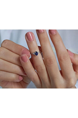 Pırlanta Ve Oval Safir Arya Yüzük