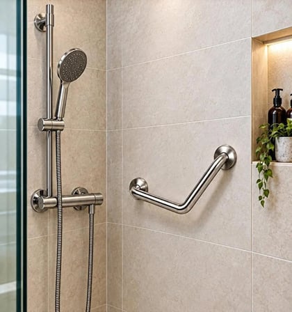 Yaşlı Ve Bedensel Engelli Açılı Tutunma Barı Paslanmaz Çelik 32 mm Çap