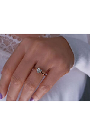 Pırlanta Kalp Yüzük