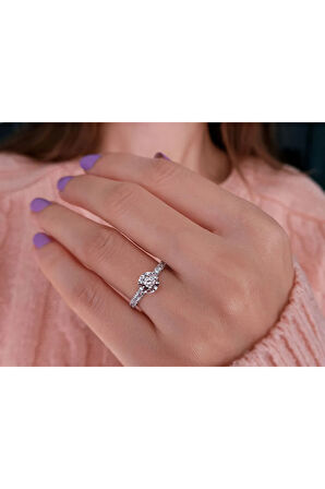 Toplam 0,45 Karat Pırlanta Aynalı Tektaş Yüzük