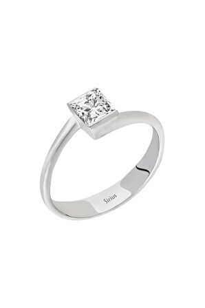 G Renk 0,25 Karat Prenses Kesim Pırlanta Tektaş Yüzük