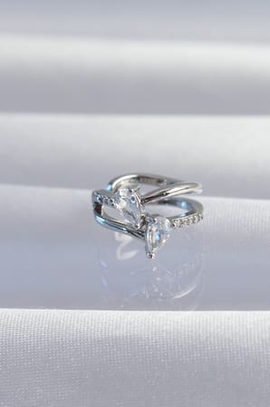 Pirinç Gümüş Renk Zirkon Taşlı Damla Earcuff Küpe