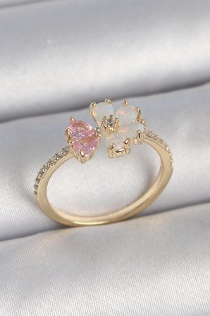 MEKS Pirinç Gold Renk Pembe Zirkon Taşlı Mineli Çiçek Model Kadın Yüzük