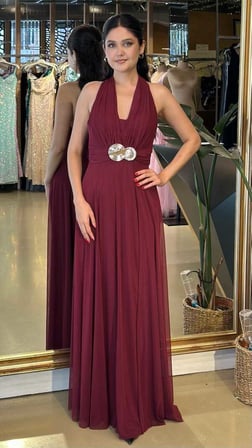 Bordo Halter Yaka Göğüs Dekolteli Düz Kesim Likralı Tül Uzun Abiye Elbise 11283-06