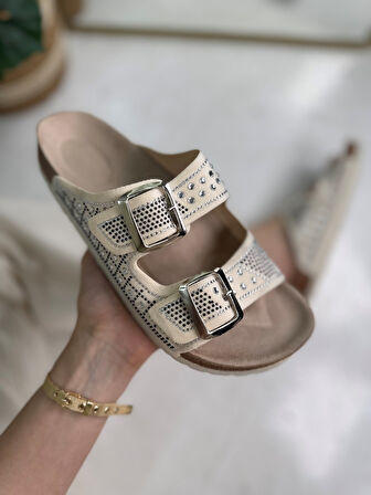 Günlük Kadın Terlik Çift Tokalı Boncuk Detaylı Yumuşak Rahat Ortopedik Mantar Taban Ayakkabı 114