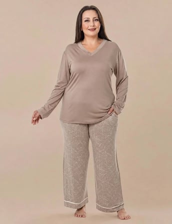 Bej Uzun Kollu Büyük Beden Pijama Takımı