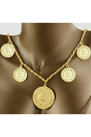 Beşi Bir Yerde İmitasyon Kolye